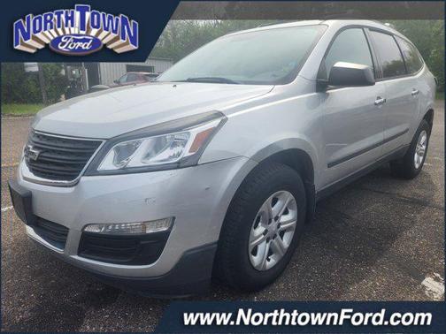 Silver Ice Metallic 2013 Chevrolet Traverse LS