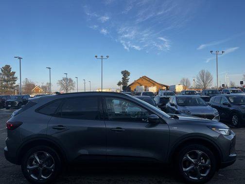 2026 Ford Escape ST-Line Select