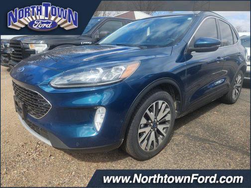 2020 Ford Escape Titanium