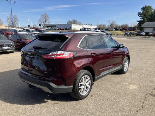 Burgundy Velvet Metallic Tinted Clearcoat 2024 Ford Edge SEL