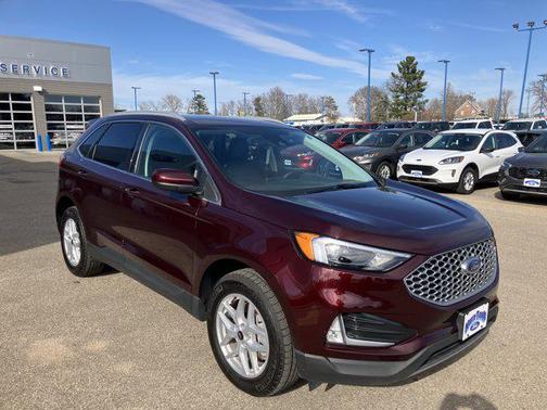 Burgundy Velvet Metallic Tinted Clearcoat 2024 Ford Edge SEL