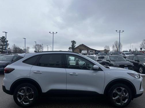 2026 Ford Escape ST-Line Select