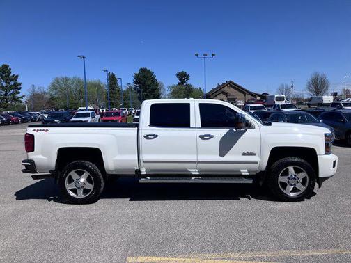 2016 Chevrolet Silverado 2500 High Country