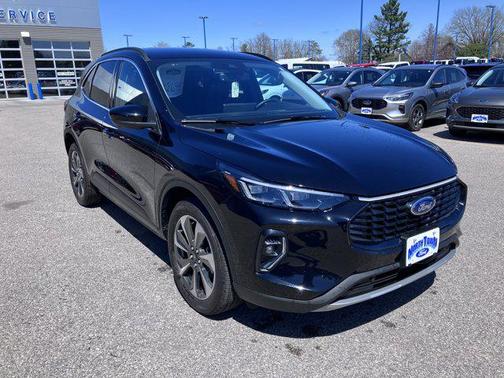 2023 Ford Escape Platinum