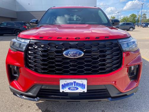 Rapid Red Metallic Tinted Clearcoat 2026 Ford Explorer ST-Line