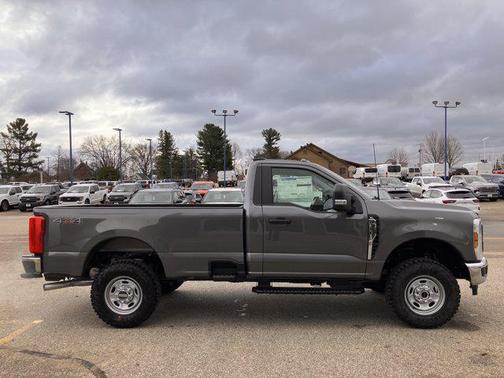 2025 Ford F-350 XL