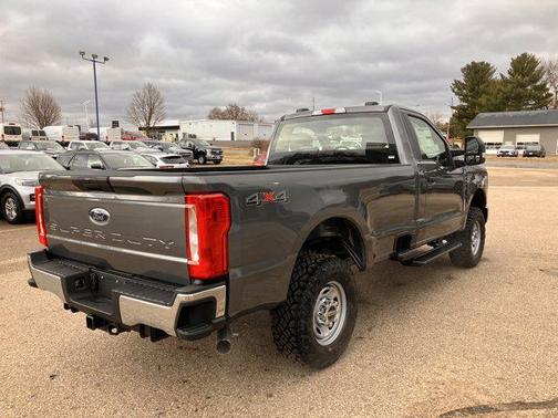 2025 Ford F-350 XL