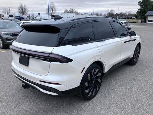 2024 Lincoln Nautilus Reserve