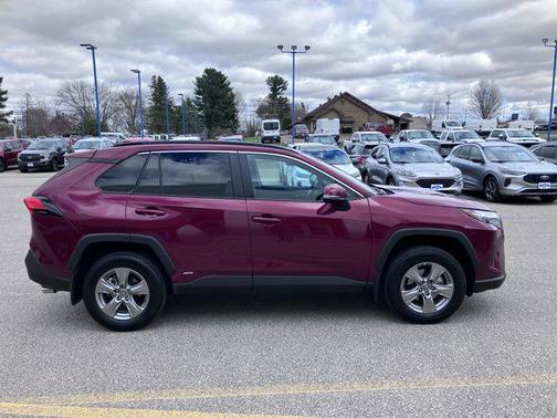 2023 Toyota RAV4 Hybrid XLE
