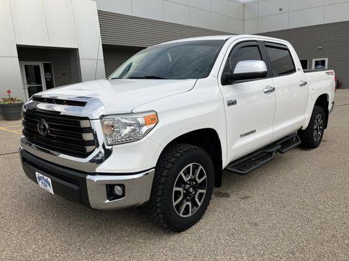 2014 Toyota Tundra SR5