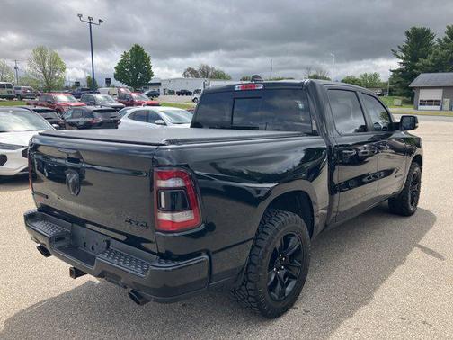 Diamond Black Crystal Pearlcoat 2021 RAM 1500 Big Horn/Lone Star