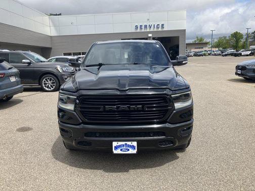Diamond Black Crystal Pearlcoat 2021 RAM 1500 Big Horn/Lone Star