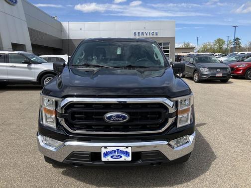 Agate Black Metallic 2022 Ford F-150 XLT