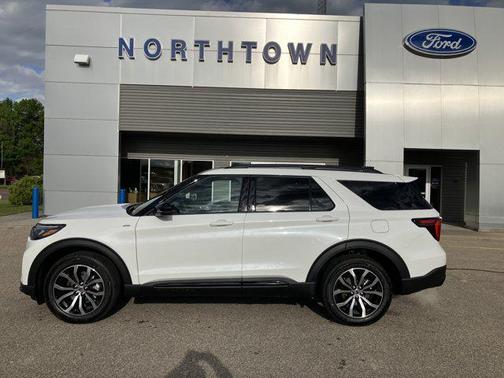 White 2026 Ford Explorer ST-Line