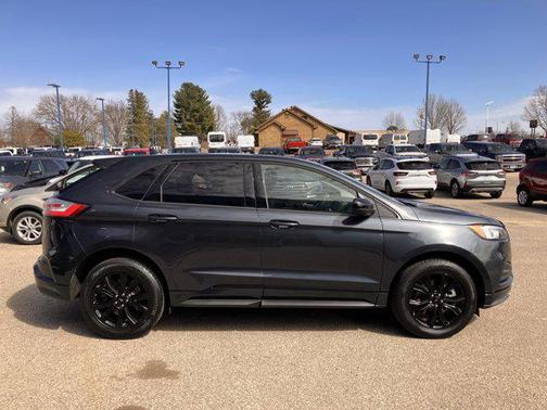 2024 Ford Edge SE