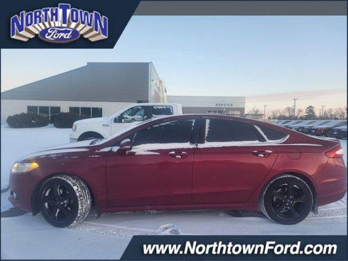2016 Ford Fusion SE