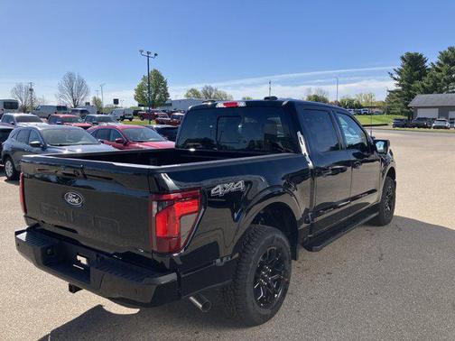 Agate Black Metallic 2026 Ford F-150 XLT