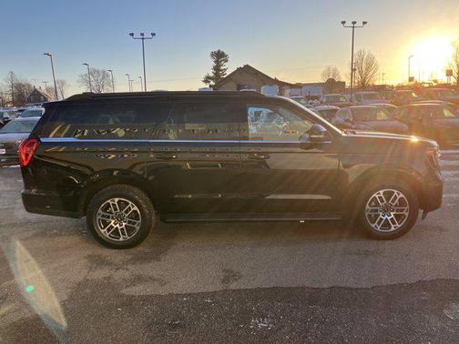 2026 Ford Expedition Max Active 4x4