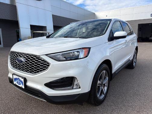 Star White Metallic Tri-Coat 2024 Ford Edge SEL