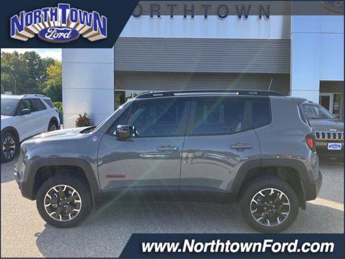 2023 Jeep Renegade Trailhawk