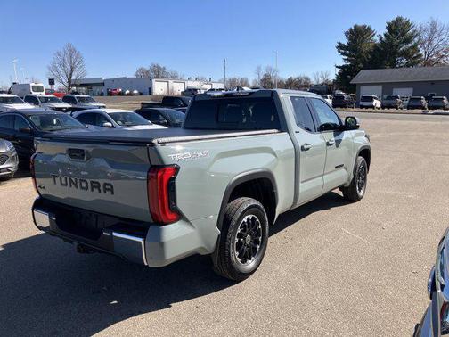 2022 Toyota Tundra SR5