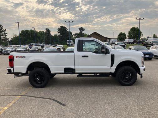 2025 Ford F-350 XL