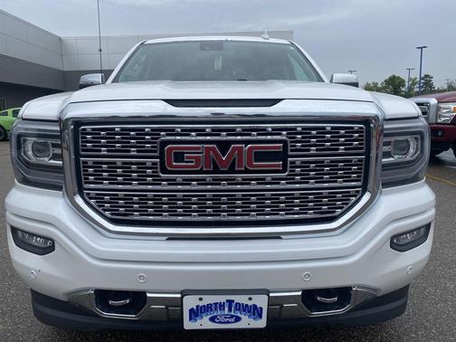 White Frost Tricoat 2017 GMC Sierra 1500 Denali