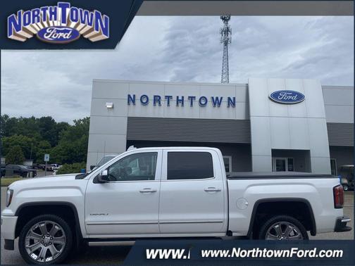 White Frost Tricoat 2017 GMC Sierra 1500 Denali