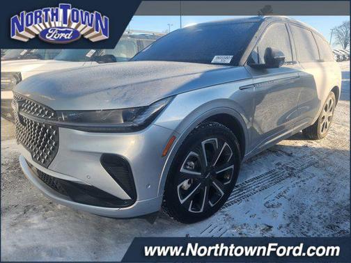 2024 Lincoln Nautilus Reserve