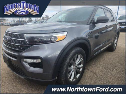 Carbonized Gray Metallic 2021 Ford Explorer XLT