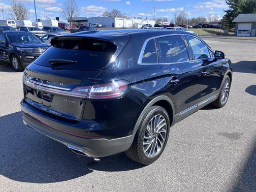 2019 Lincoln Nautilus Reserve