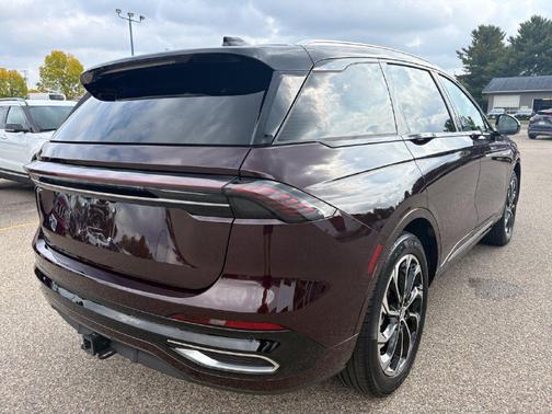Diamond Red Metallic Clearcoat 2024 Lincoln Nautilus Reserve