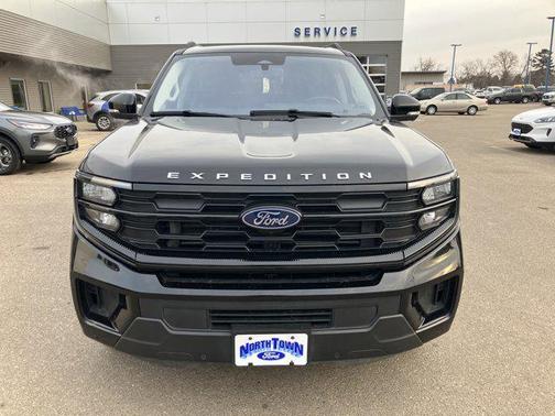 Agate Black Metallic 2025 Ford Expedition Max Active 4x4