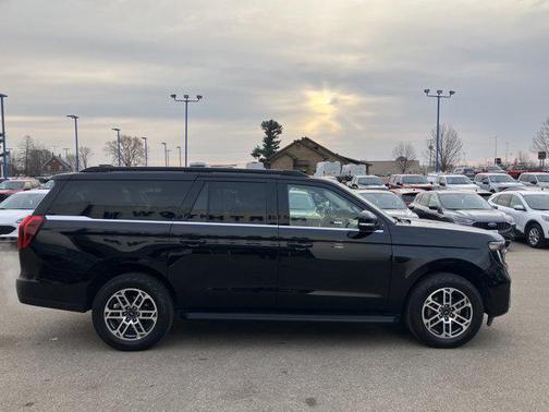 Agate Black Metallic 2025 Ford Expedition Max Active 4x4