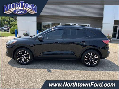 2021 Ford Escape SEL