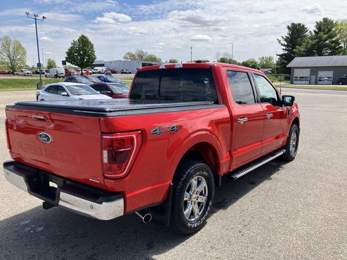 Race Red 2022 Ford F-150 XLT