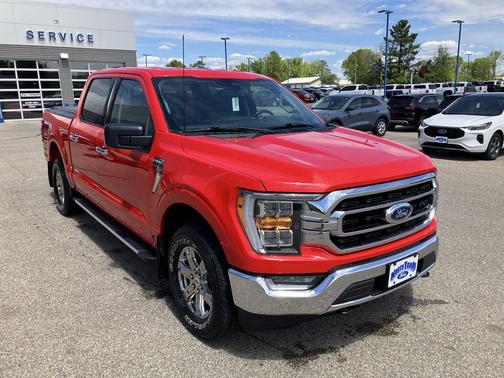 Race Red 2022 Ford F-150 XLT