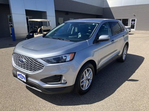 Iconic Silver Metallic 2024 Ford Edge SEL