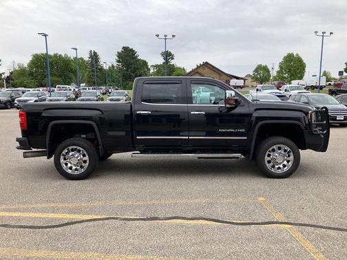 2016 GMC Sierra 2500 Denali