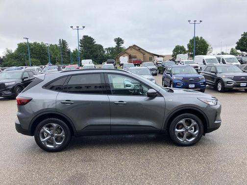 2025 Ford Escape ST-Line Select
