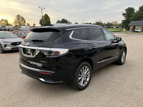 2023 Buick Enclave Avenir AWD