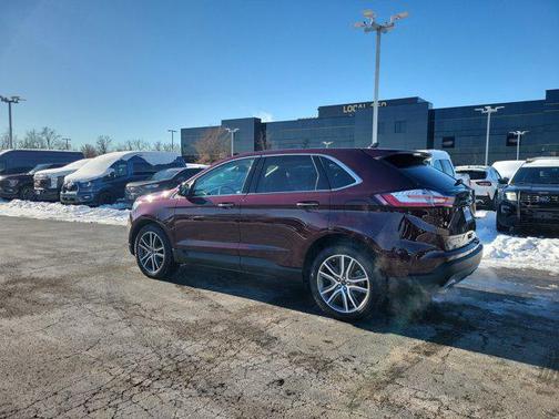 2024 Ford Edge Titanium