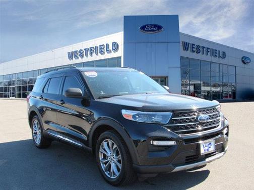 Photo 3 of 26 of 2020 Ford Explorer XLT