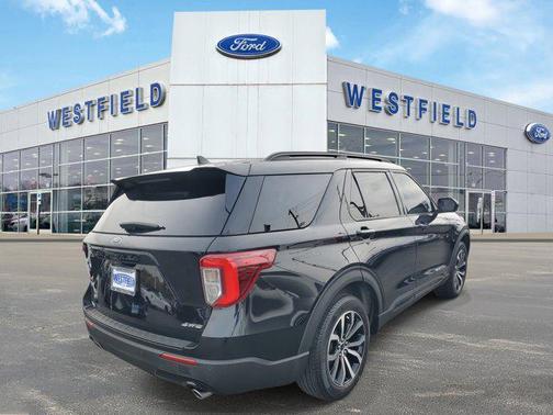 2022 Ford Explorer ST-Line