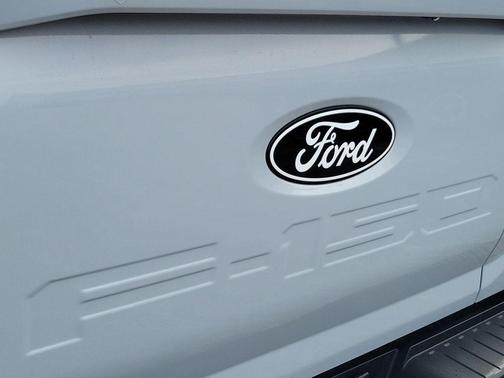 SPACE WHITE METALLIC 2025 Ford F-150 LARIAT