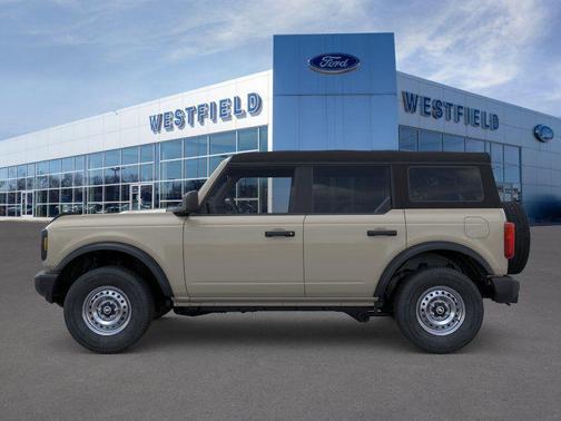 Desert Sand 2026 Ford Bronco Base