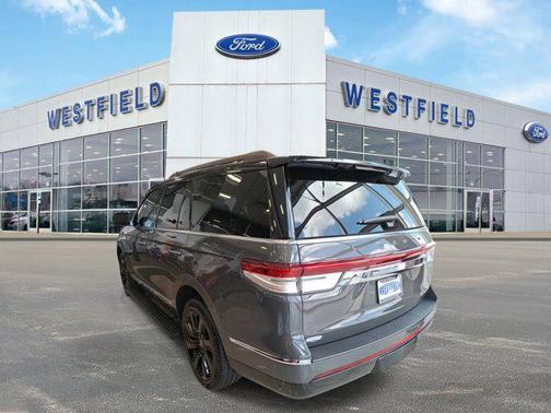 2024 Lincoln Navigator Black Label