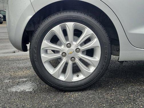 2017 Chevrolet Spark 1LT