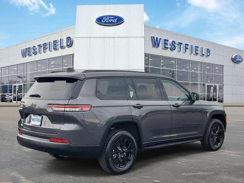 Metallic 2025 Jeep Grand Cherokee LAREDO