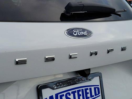 Oxford White 2024 Ford Escape Active